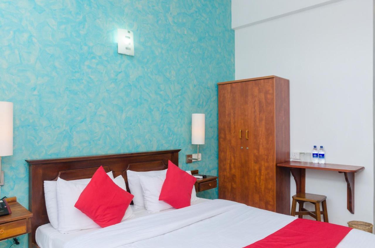 Zendara Hotel ネゴンボ エクステリア 写真