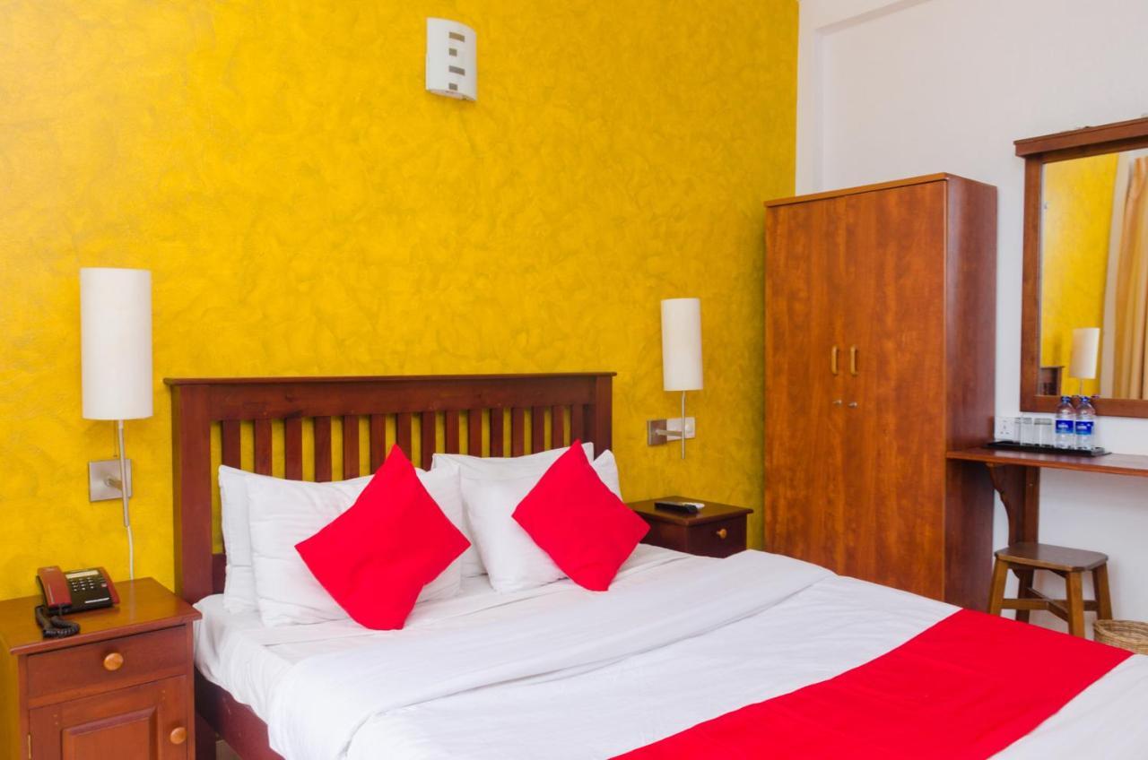 Zendara Hotel ネゴンボ エクステリア 写真